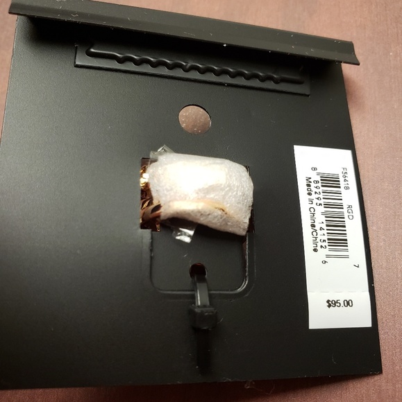 *NEW* Coach Open Circle Ring Set - Picture 4 of 4